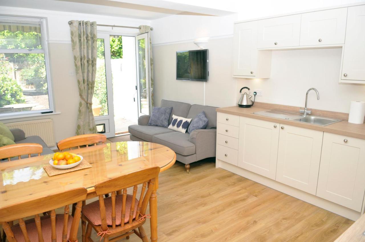 Little Lane Villa Alverstoke ภายนอก รูปภาพ