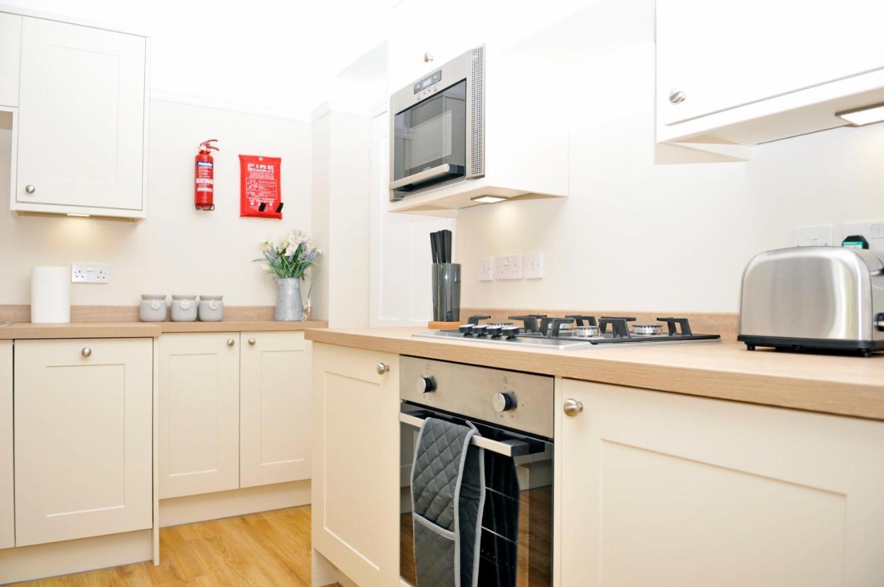 Little Lane Villa Alverstoke ภายนอก รูปภาพ
