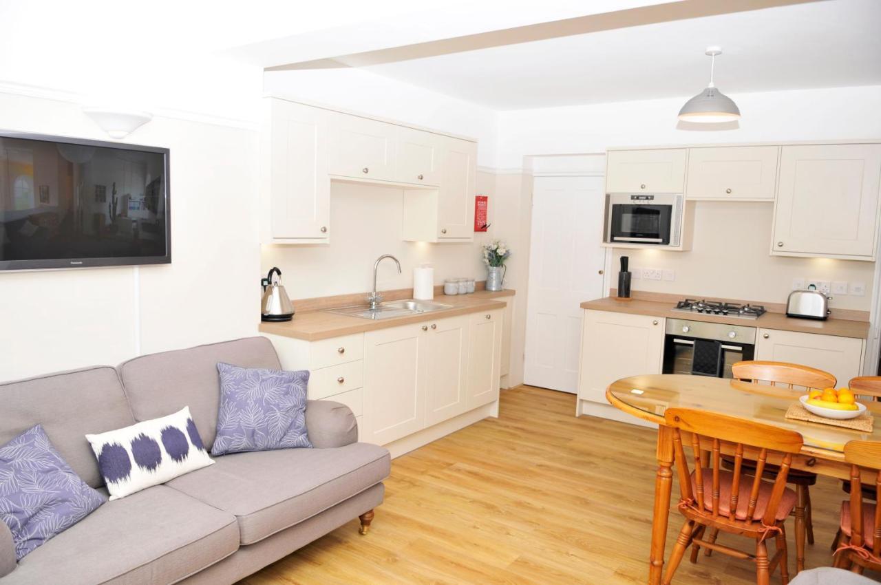 Little Lane Villa Alverstoke ภายนอก รูปภาพ